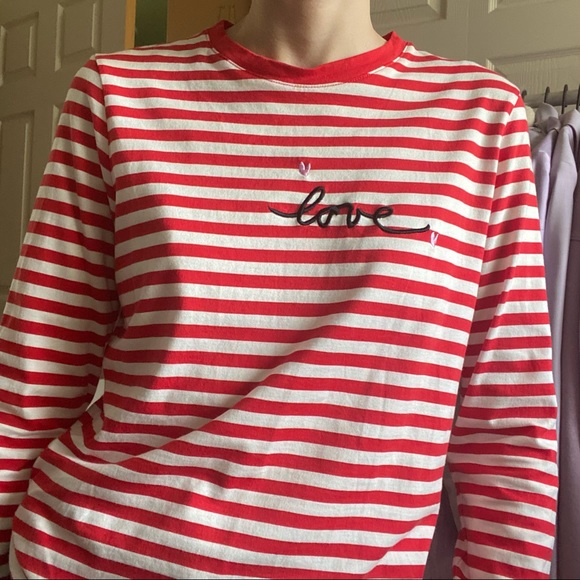 ✨SOLD✨ red & white top ❣️ - Picture 4 of 8